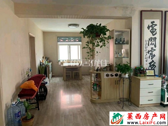 上海花苑(莱西) 3室2厅 121平米 精装修 85万元
